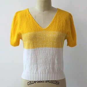 Vintage Tops - Vintage 90s Crop Knit Vintage Tops - Vintage 90s Crop Knit